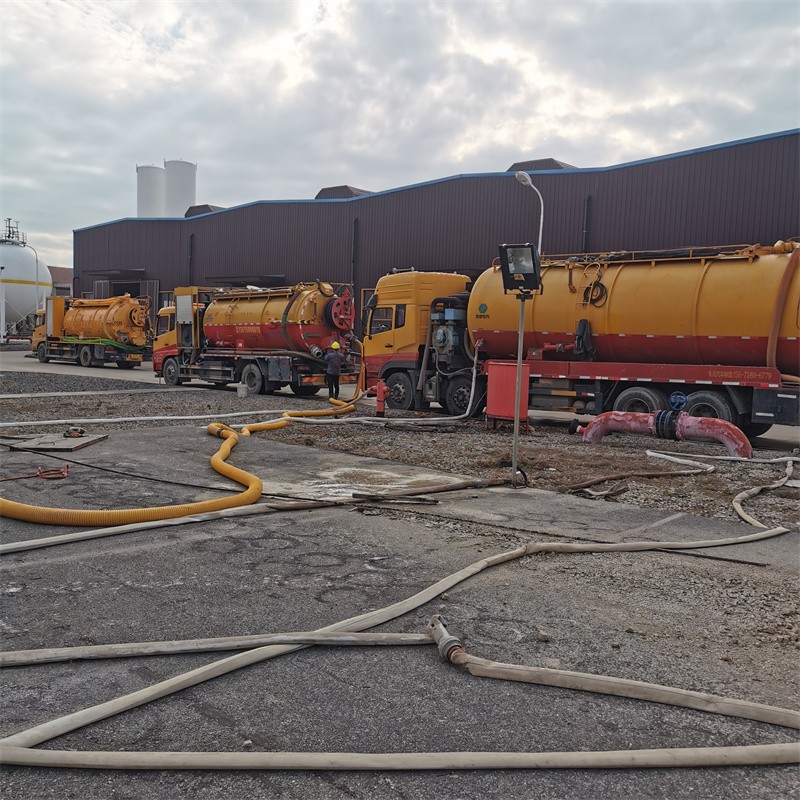 鄂托克污水池清理